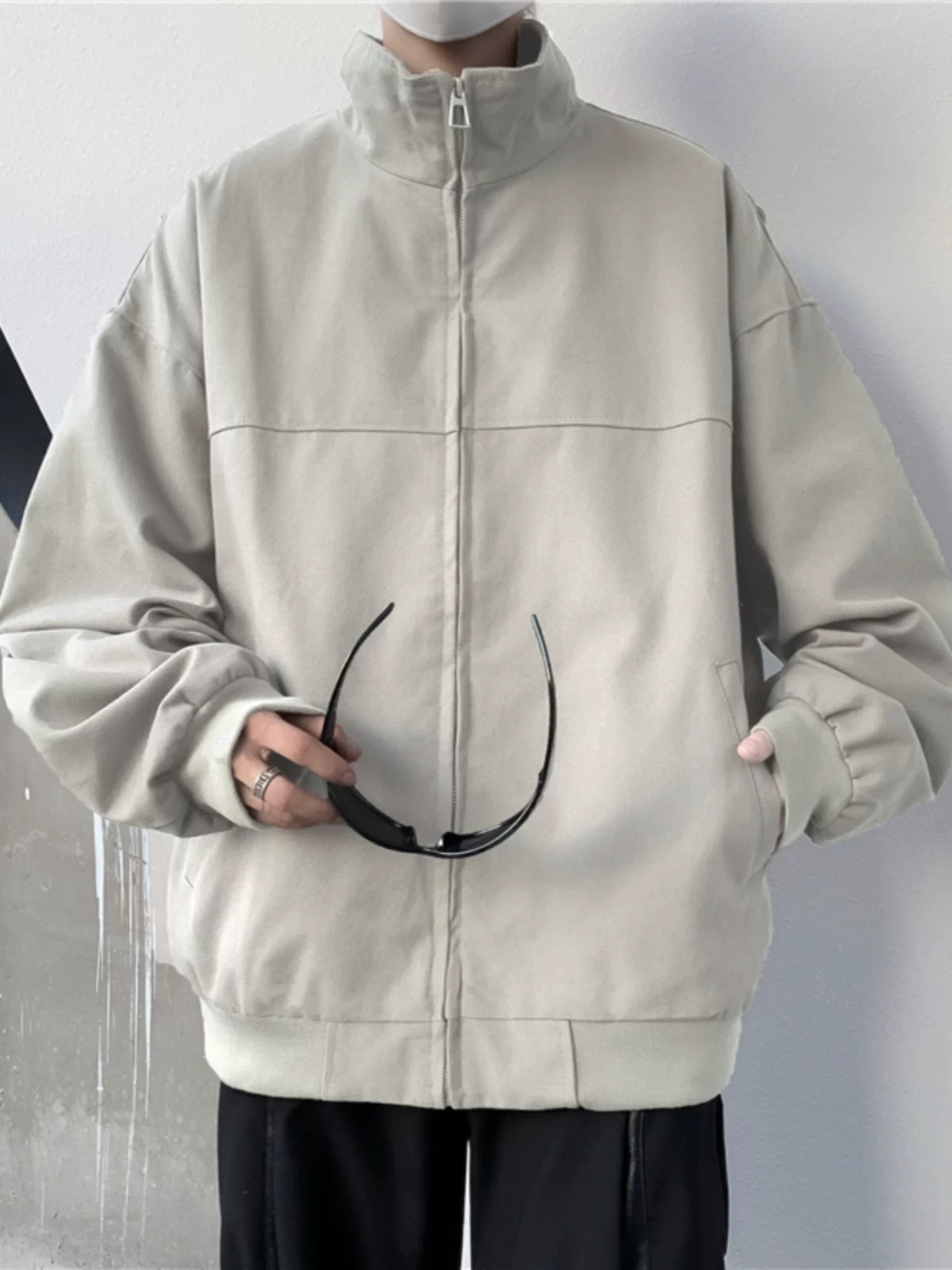 Áo khoác nam phong cách retro Mỹ, kiểu dáng mới xuân thu, áo khoác cổ đứng rộng rãi, thời thượng và sành điệu với vẻ ngoài cao cấp.