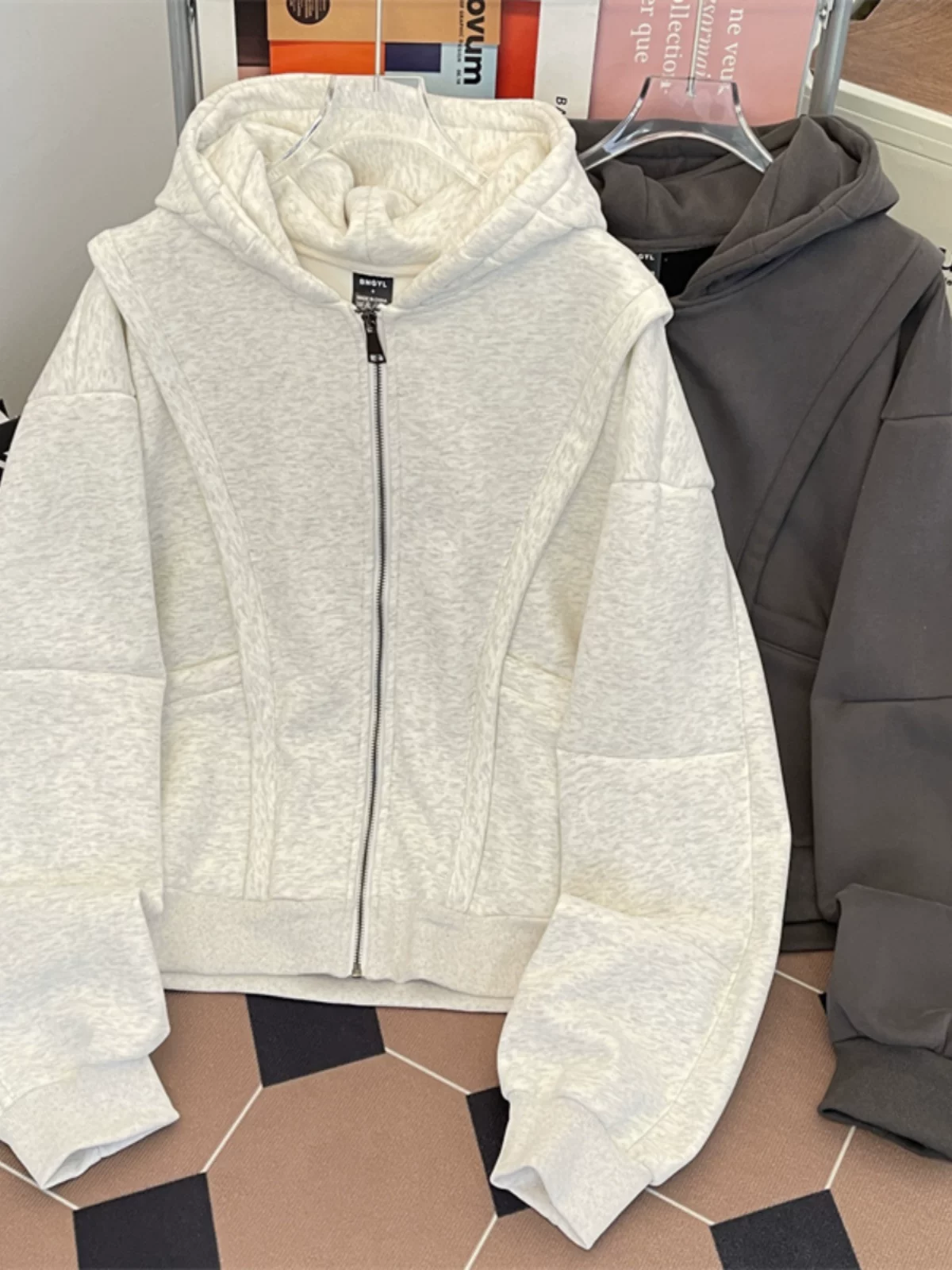 Áo khoác cardigan cleanfit mùa xuân thu dành cho nam, kiểu dáng phong cách Mỹ, áo có mũ trùm đầu được thiết kế phá cách, áo khoác thương hiệu thời thượng, chất liệu dày dặn, dáng rộng.