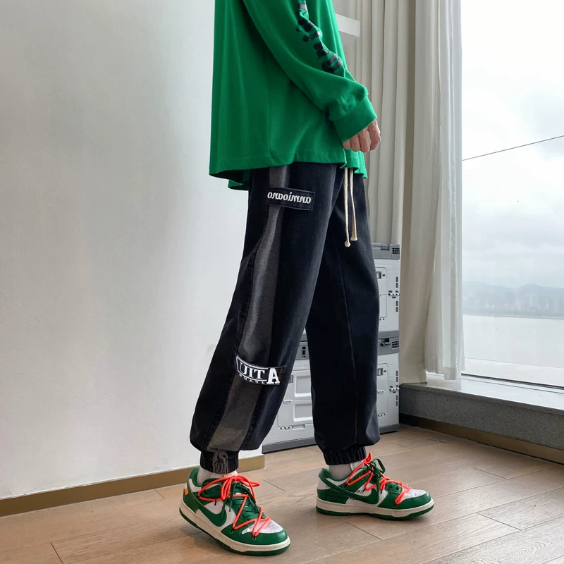 Quần jeans denim phối họa tiết dành cho nam, quần casual phong cách đường phố Mỹ thời thượng, quần jogger harem dáng rộng cho mùa thu đông.