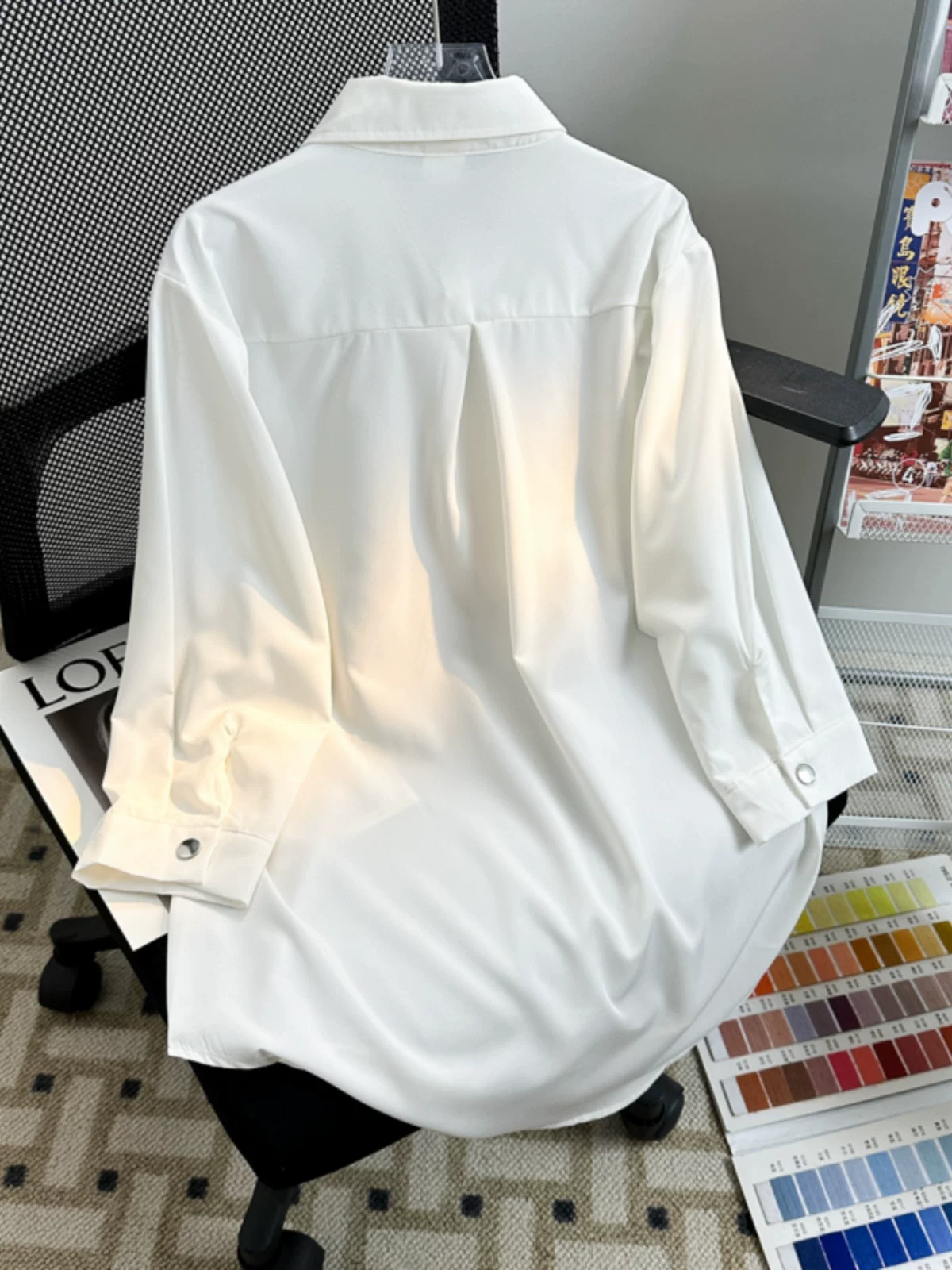 Áo sơ mi tay ba phần tư bằng vải lụa mùa hè dành cho nam, áo sơ mi dáng rộng, kiểu dáng Nhật Bản, phong cách thời trang, áo nửa tay mát mẻ, thoải mái.