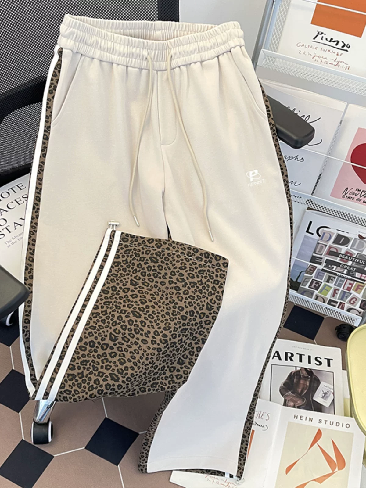 Quần thể thao chắp vá họa tiết da báo độc đáo unisex phong cách hip-hop Mỹ quần dài mùa xuân thu dáng rộng hợp thời trang quần dài thường ngày