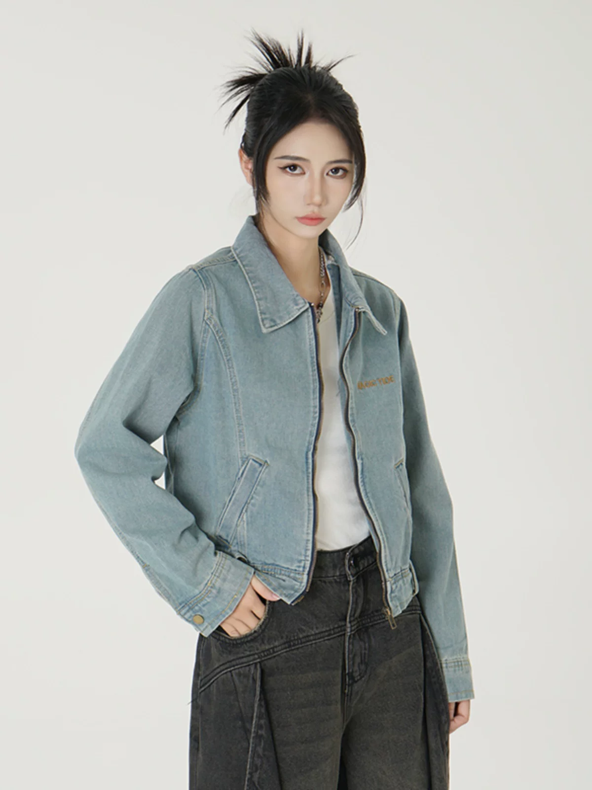 Áo khoác denim cleanfit phong cách đường phố Mỹ dành cho nam, áo khoác ngắn thời trang dáng rộng, áo khoác ngắn thường ngày cho cặp đôi mùa xuân thu.