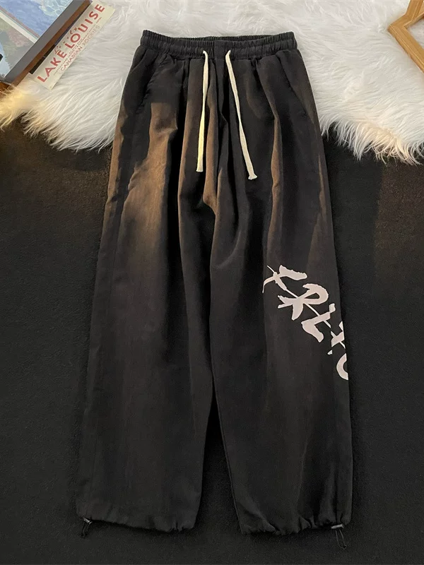 Quần da lộn nam, quần thể thao mỏng mùa hè, quần jogger in họa tiết thời trang cao cấp.