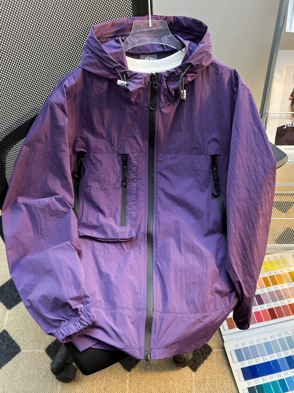 Quần áo chống nắng có mũ trùm đầu phong cách chức năng ngoài trời dành cho nam giới, áo khoác mùa hè thoáng khí và nhẹ dành cho cặp đôi, quần áo leo núi lấy cảm hứng từ thiết kế, quần áo leo núi lấy cảm hứng từ thiết kế