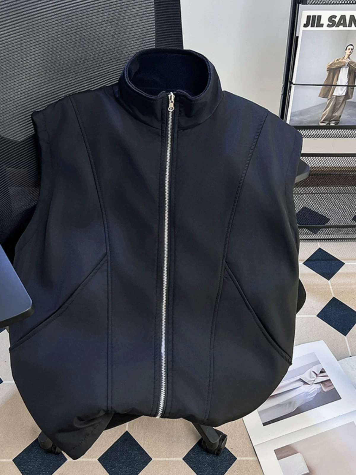 Áo vest nam dày dặn, lót lông cừu, có thể mặc hai mặt, kiểu dáng rộng rãi, cổ đứng, giữ ấm mùa thu đông, áo khoác vest phong cách Mỹ thời trang.