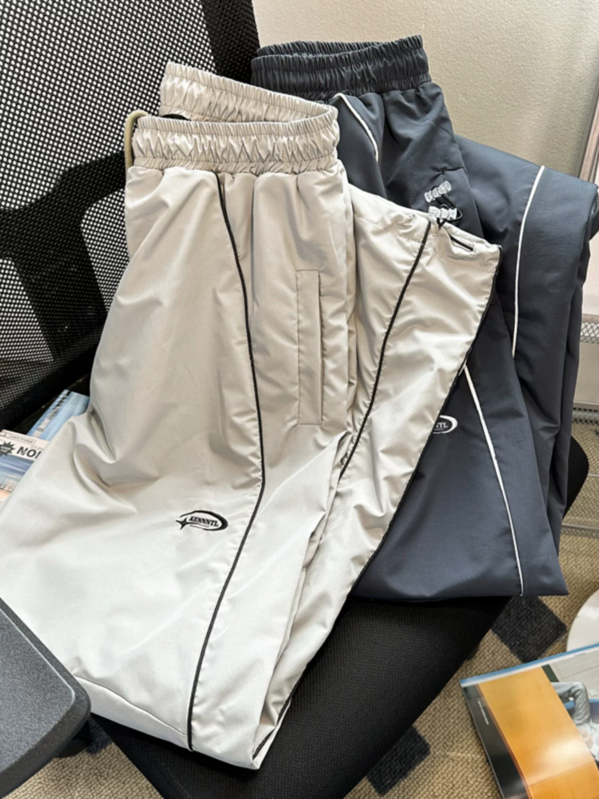 Quần ngoài trời kiểu Mỹ dành cho nam, quần công sở nhanh khô mùa xuân thu, quần ống rộng thoải mái, phong cách thời trang.