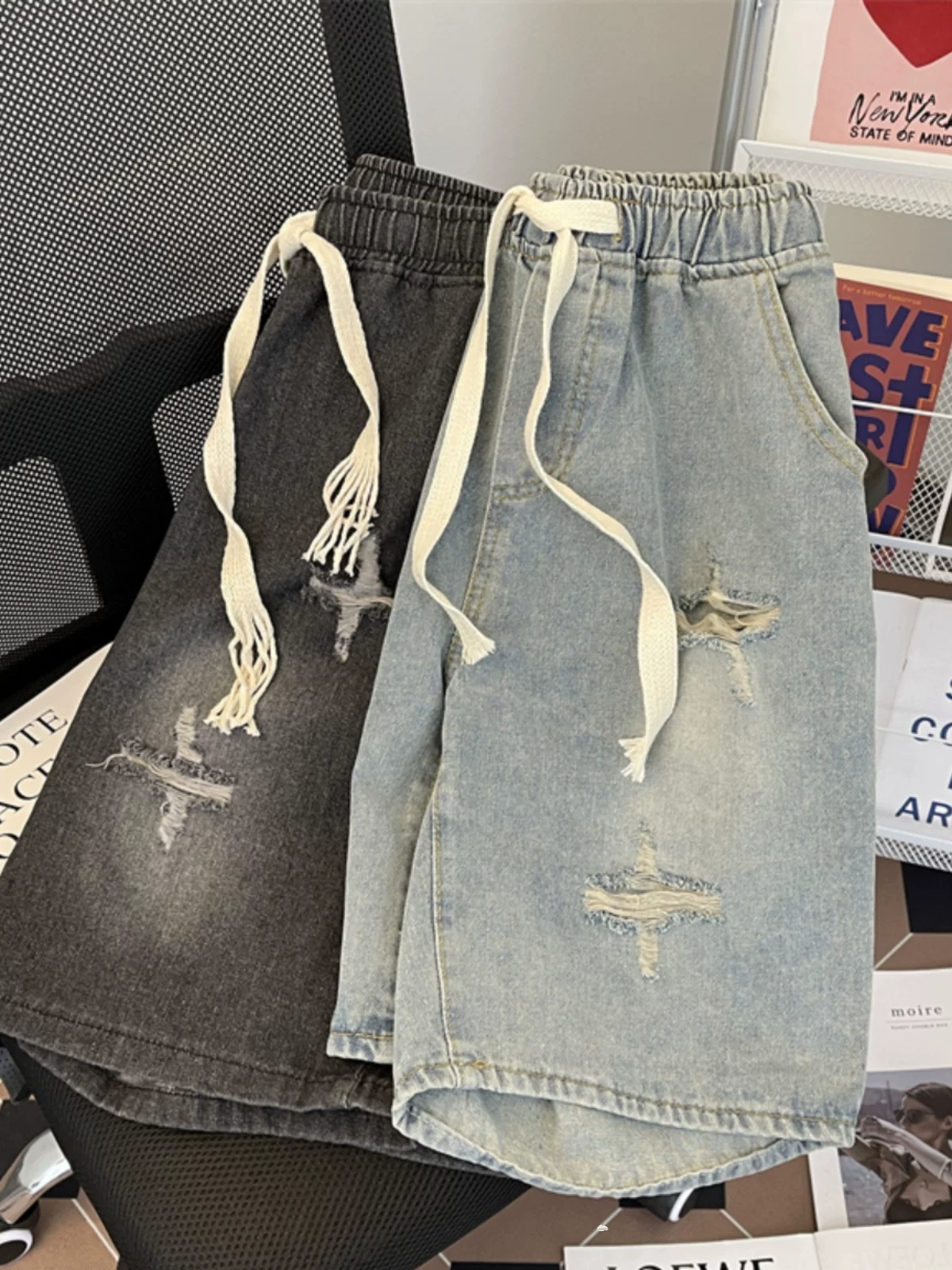 Quần short denim rách phong cách INS mùa hè, quần vintage dáng rộng, quần short nam thời trang kiểu Mỹ, dài đến đầu gối.