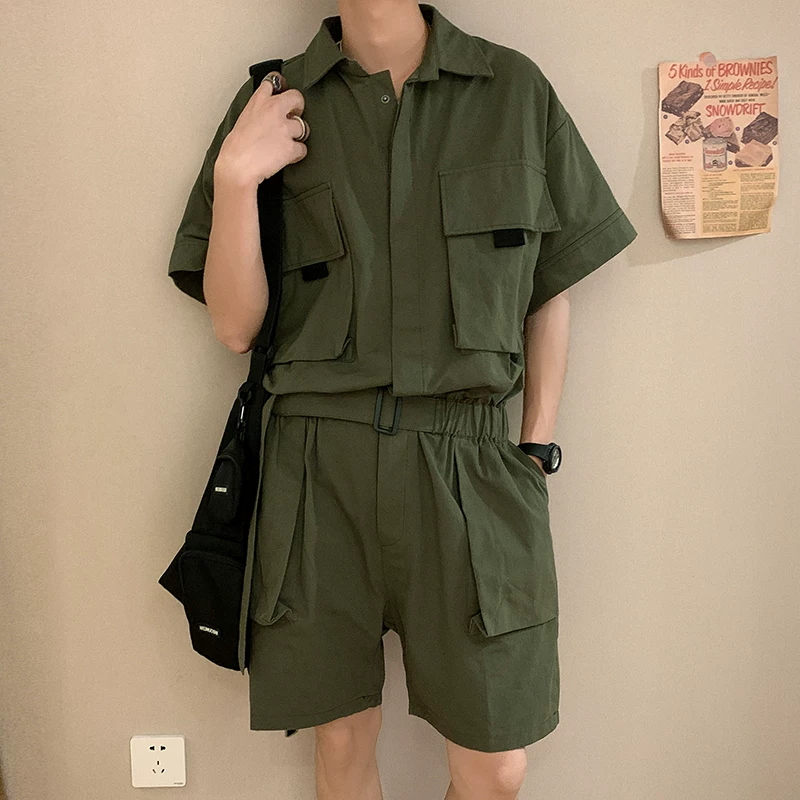 Bộ trang phục phong cách Nhật Bản cá tính dành cho nam giới, áo sơ mi ngắn tay và bộ jumpsuit rộng rãi hợp thời trang mùa hè.