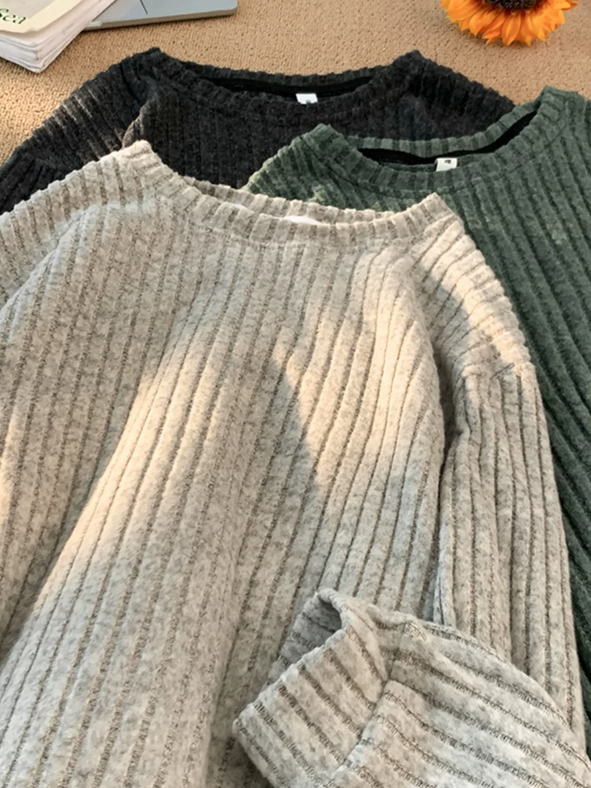 Áo nỉ cổ tròn thu đông cho nam, dáng rộng, áo thun dài tay ấm áp, áo thun cơ bản có gân phong cách Mỹ thời thượng.