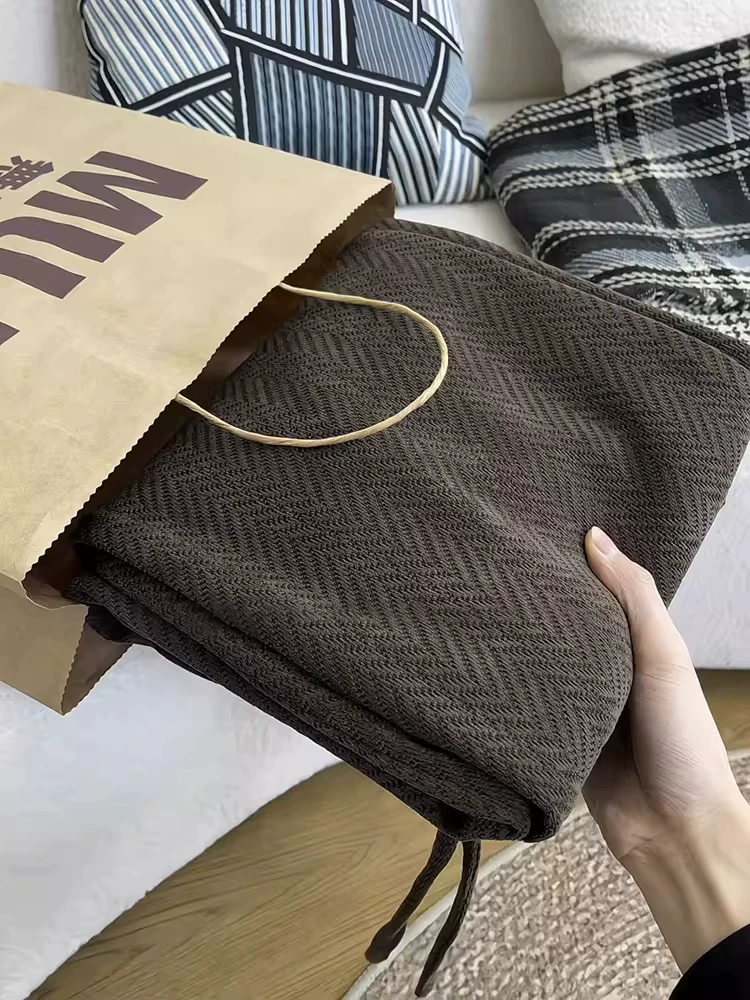 Quần màu cà phê kiểu Mỹ dành cho nam, quần thể thao ống rộng, ống đứng dày dặn lót lông cừu mùa đông, họa tiết tai lúa mì, quần thể thao ấm áp, phong cách thường ngày.