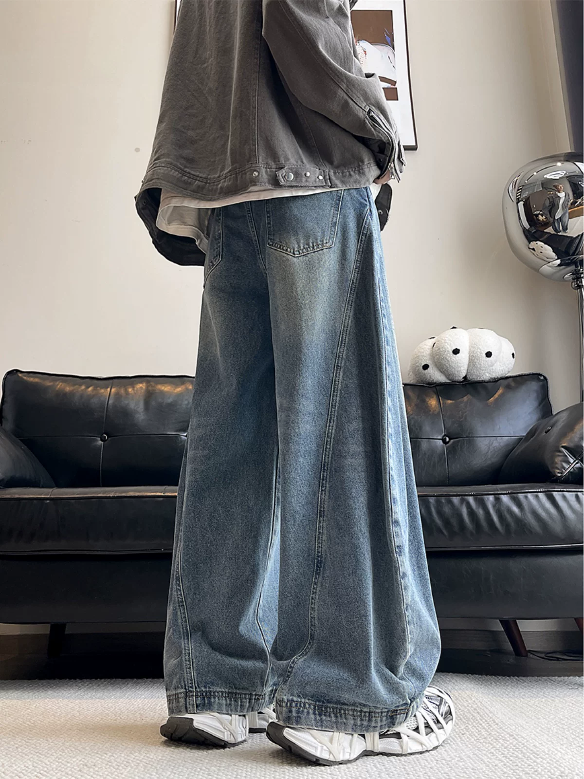 Quần jeans nam phong cách hip-hop Mỹ, quần dài dáng rộng, ống loe nhẹ, chất liệu washed, hợp thời trang xuân thu.