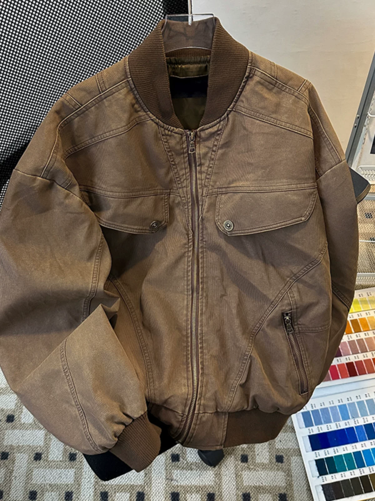 Áo khoác vải nhung dày dặn dành cho nam, phong cách bóng chày Mỹ cổ điển mùa thu đông, áo khoác ngoài dáng rộng hợp thời trang, kiểu dáng gọn gàng dành cho cặp đôi.