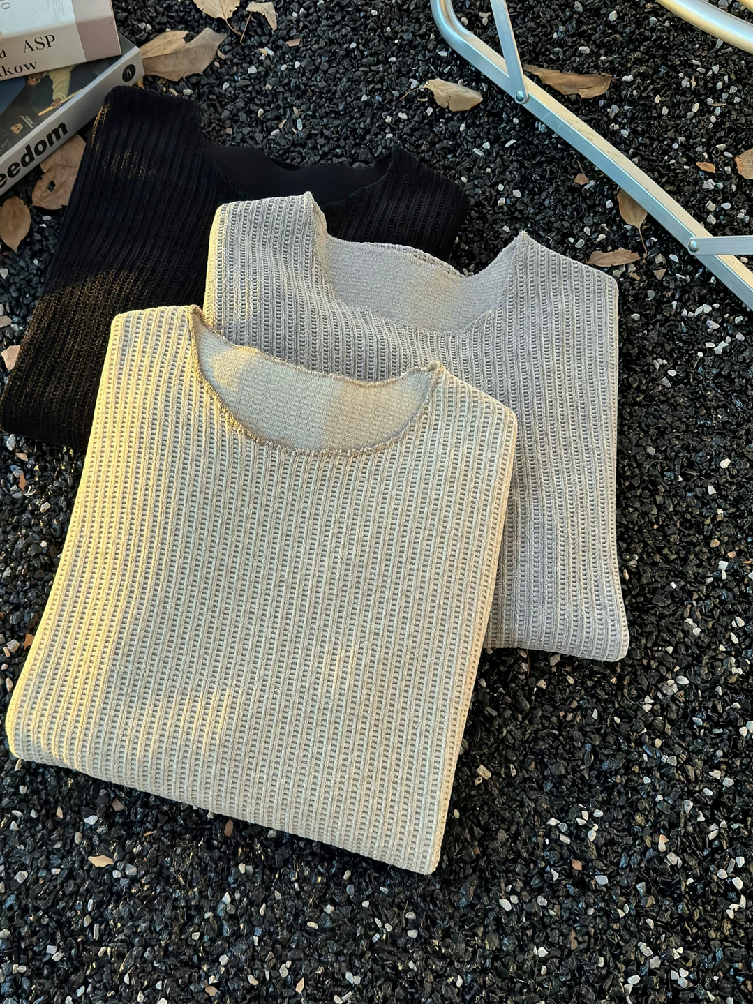 Áo thun nam cổ tròn tay dài có họa tiết, kiểu dáng thời trang xuân thu, chất liệu dày dặn, form rộng, phong cách Mỹ, áo mặc lót thường ngày.