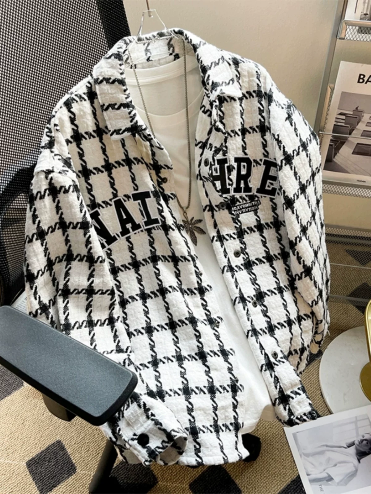 Áo khoác kẻ sọc phong cách Chanel dành cho nam, áo khoác phong cách retro Mỹ mới mùa xuân thu, trang phục cặp đôi cao cấp hợp thời trang.