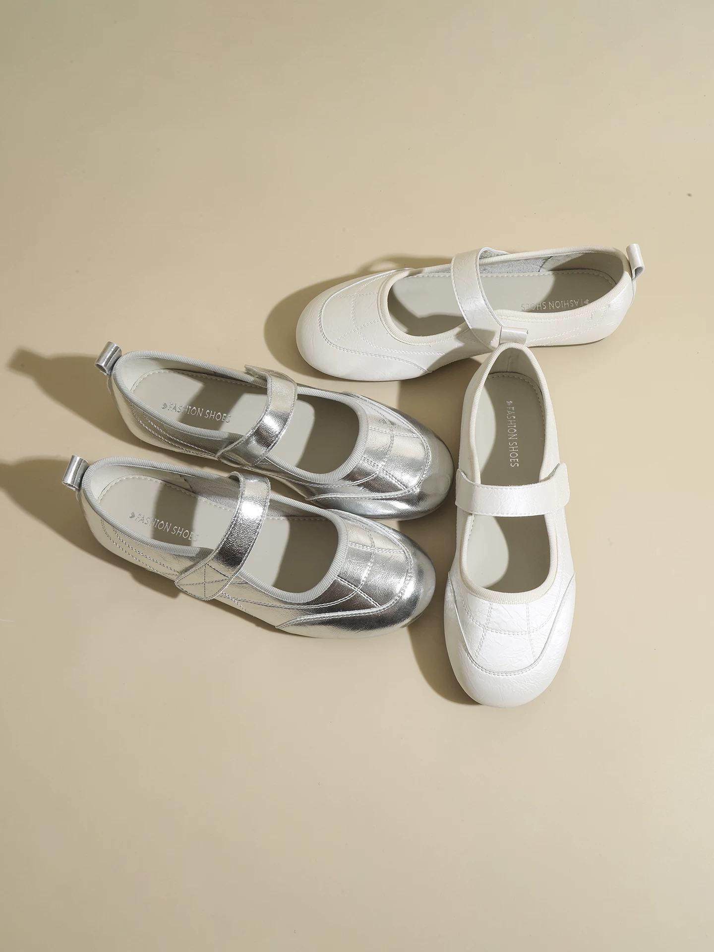 Giày sandal bít mũi Mary Jane màu bạc dành cho nữ, giày đế mềm thoải mái, giày ba lê đa năng mới mùa hè 2026.