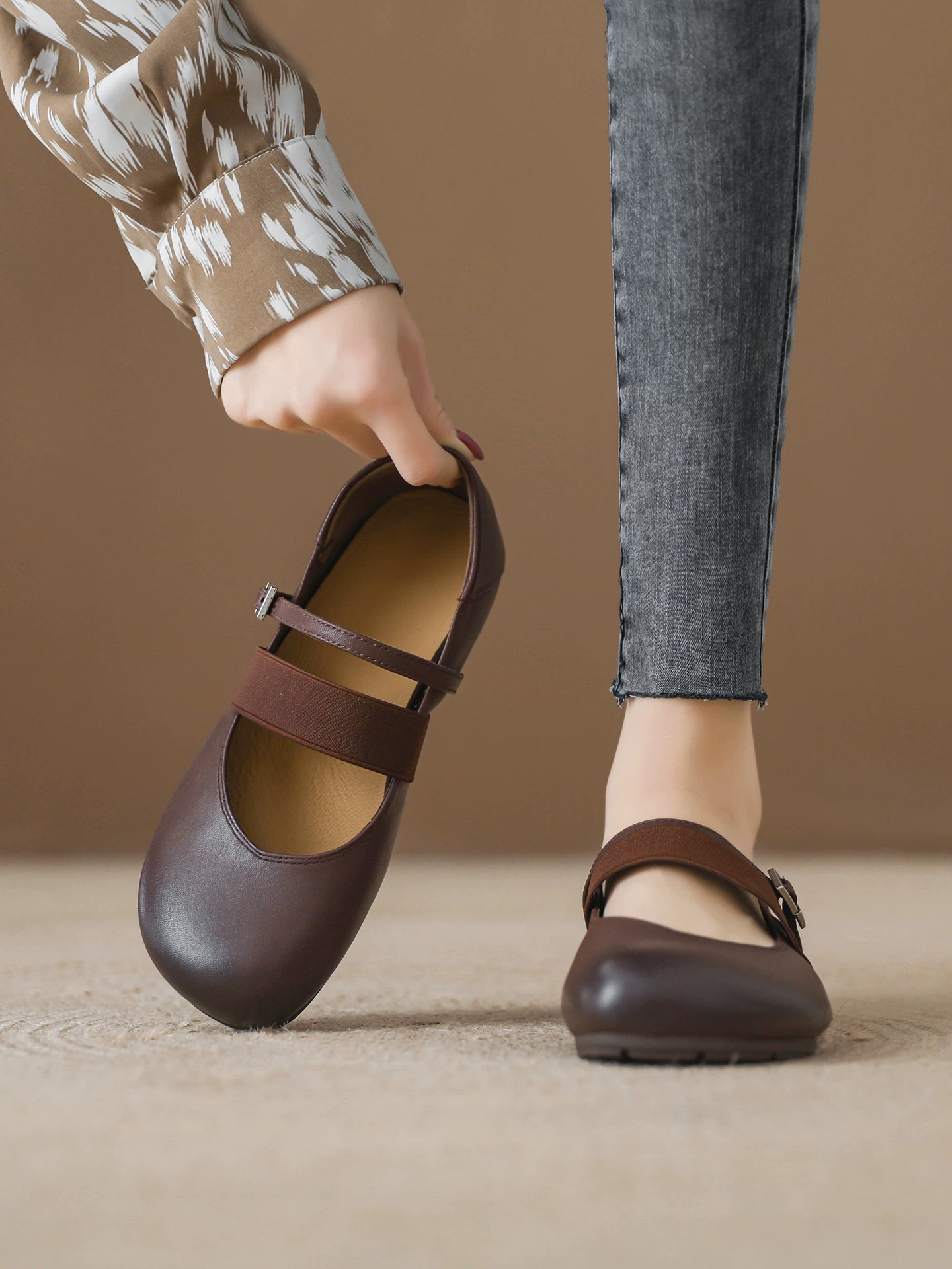 Giày da Mary Jane quai đơn phong cách retro Pháp dành cho nữ, giày bệt đế mềm kiểu ballet mới mùa xuân 2026 dành cho nữ.