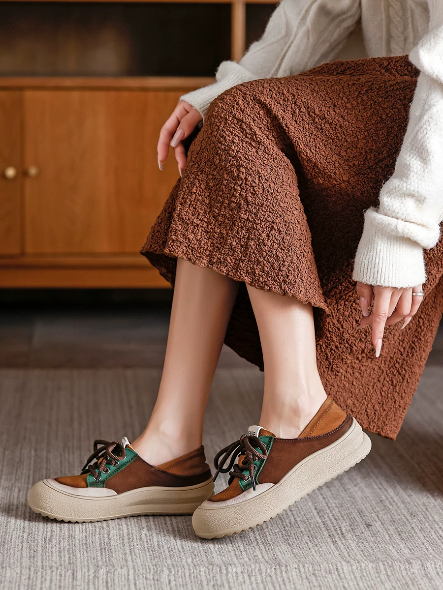Giày thể thao nữ da bò phối màu retro, giày casual đa năng, kiểu mới thu 2025, giày nữ da thật, đế mềm, giày bệt hai kiểu mang.