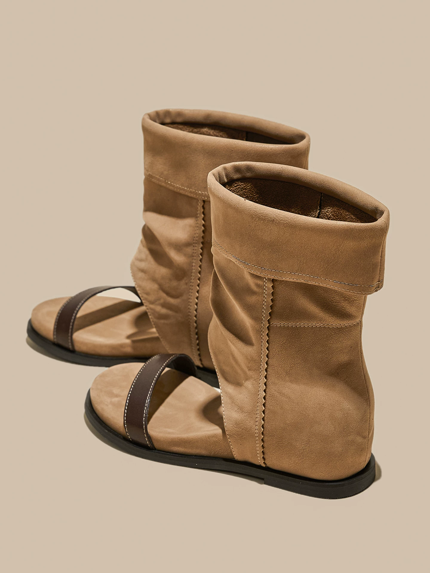 Giày sandal đế xuồng tăng chiều cao bên trong dành cho nữ, quai đơn, dài đến giữa bắp chân, kiểu mới mùa hè 2026, bốt hở mũi nhún bèo.