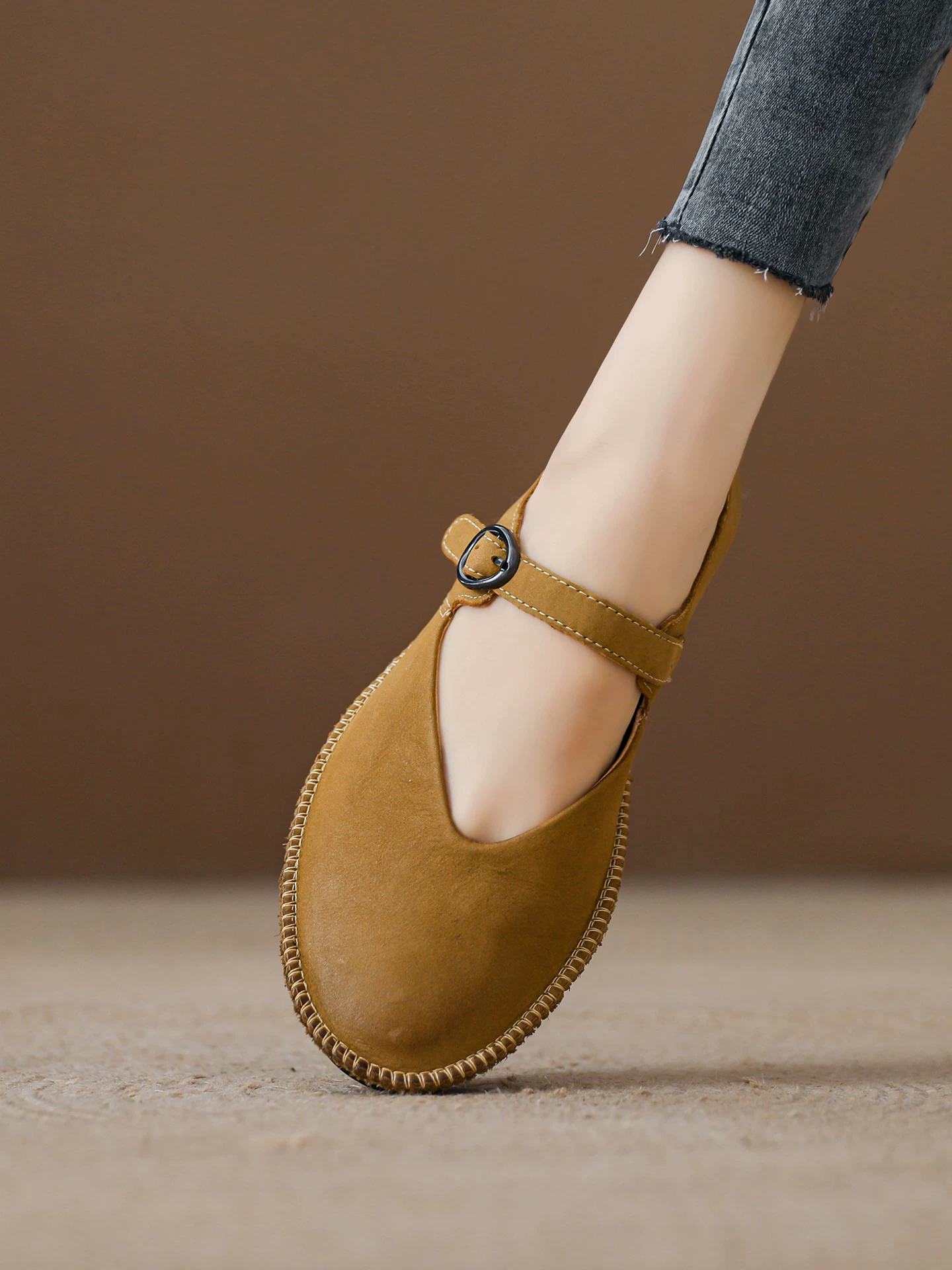 Giày Mary Jane quai ngang dành cho nữ, làm từ da bò lớp trên cùng, giày nữ thủ công vintage, kiểu mới mùa hè 2026, giày đế mềm đế bằng.
