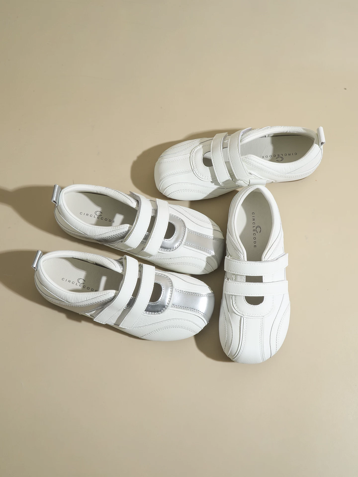 Giày thể thao Velcro Mary Jane dành cho nữ, da thật, dễ thương và độc đáo, giày trắng cổ thấp, giày tập luyện thông thường thoáng khí mùa hè 2026 của Đức.