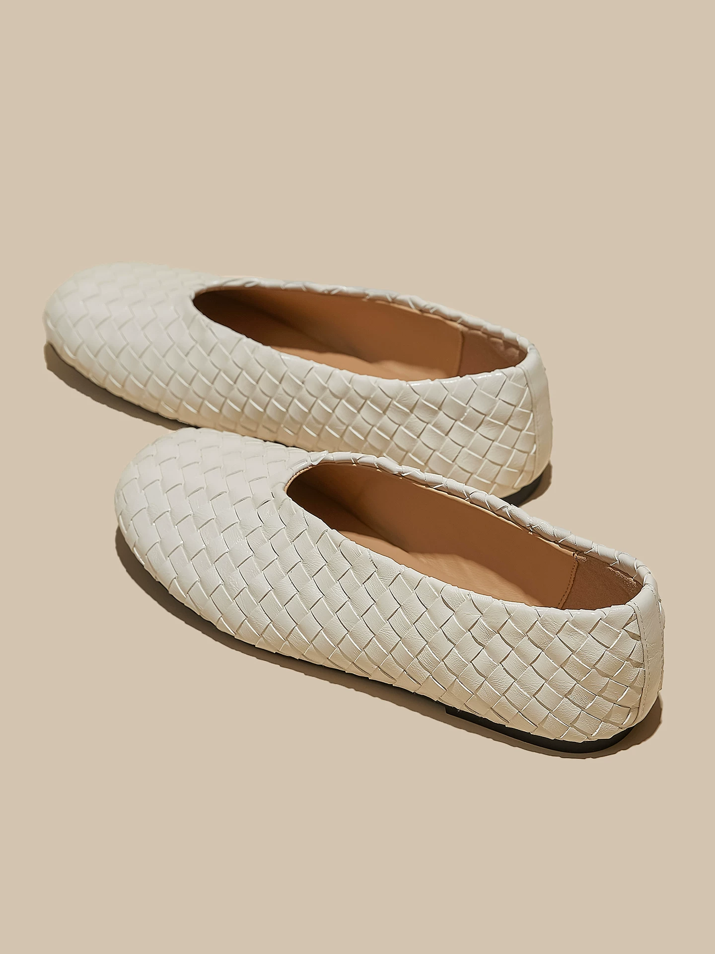 Giày Mary Jane dệt kiểu Pháp lót da cừu dành cho nữ, giày bà ngoại phẳng phong cách retro, giày đơn miệng nông kiểu mới mùa xuân 2026.