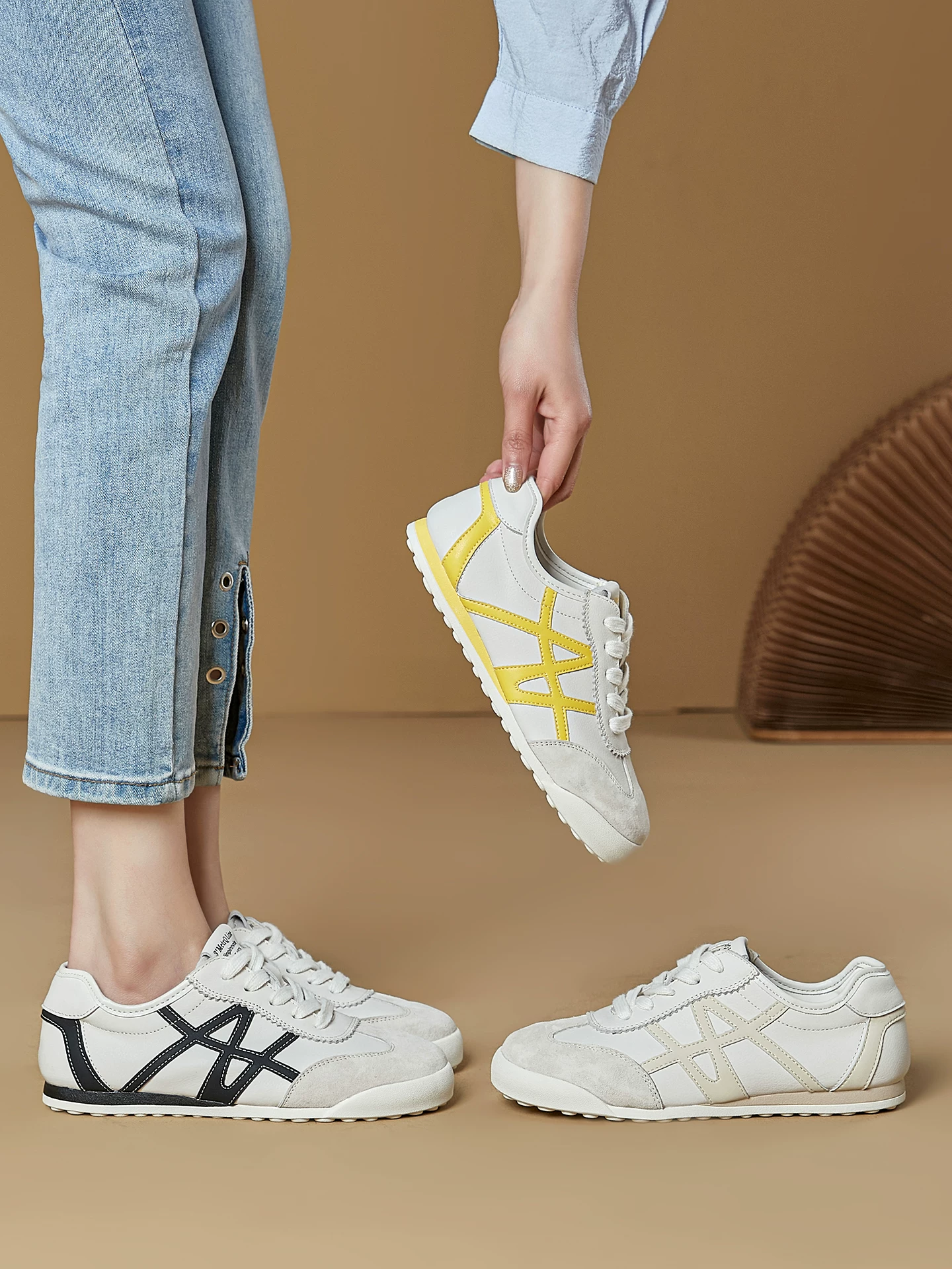 Giày thể thao nữ đế mỏng da thật kiểu Đức, mẫu mới xuân 2026, giày sneaker trắng phổ biến, đa năng, đế bằng, phong cách thường ngày