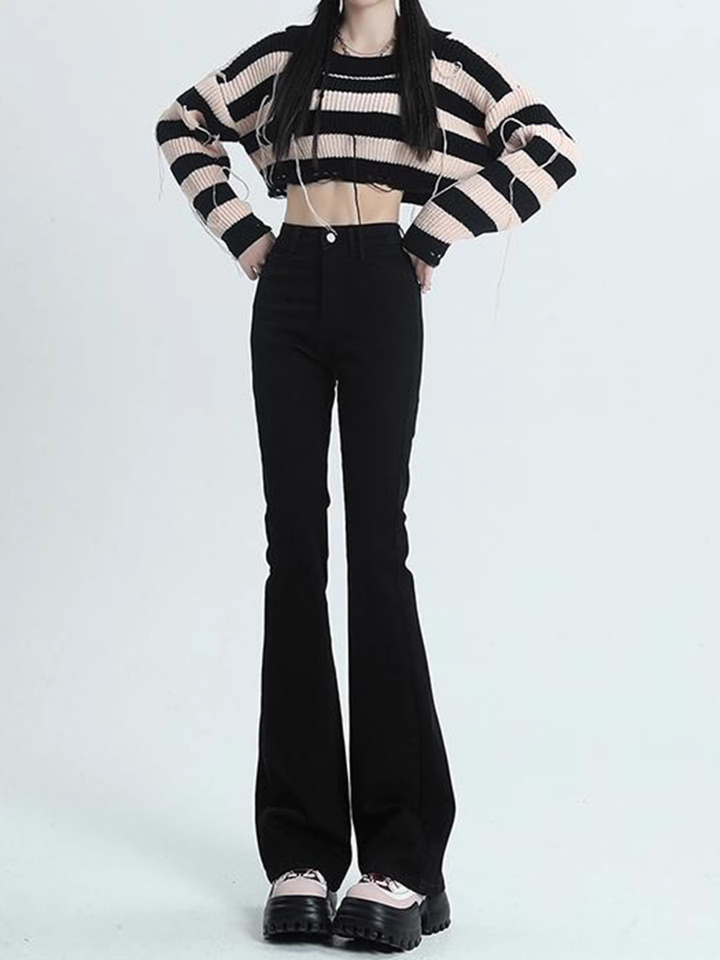 Quần jean đen dày lót lông cừu La Chapelle dáng loe dành cho nữ, mẫu mới thu đông 2025, cạp cao, tôn dáng, kiểu chuông