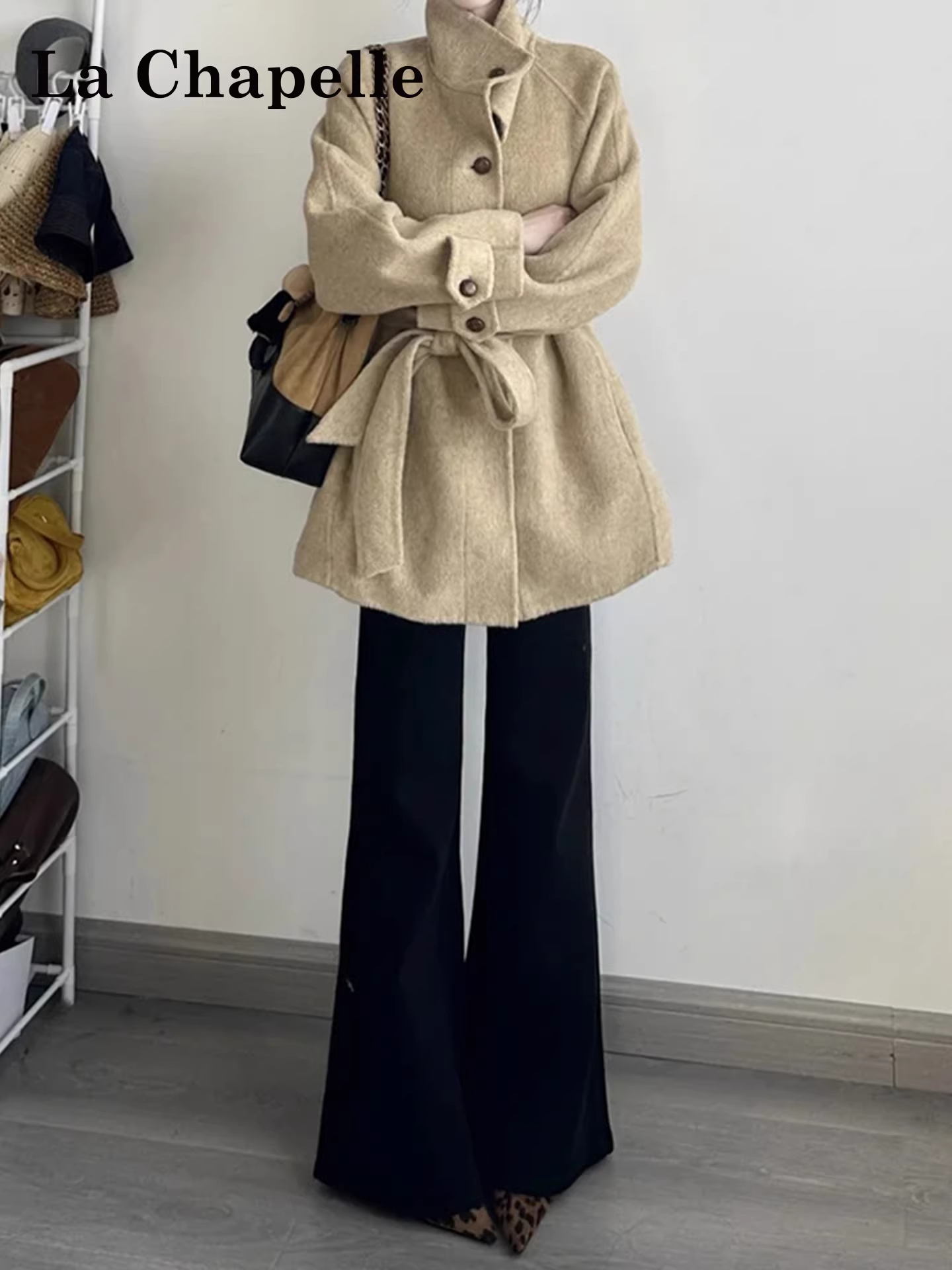 Quần jean ống loe lót lông cừu đen La Chapelle dành cho nữ 2025 mới thu đông, cạp cao, tôn dáng, chất liệu mềm mại, kiểu dáng chuông