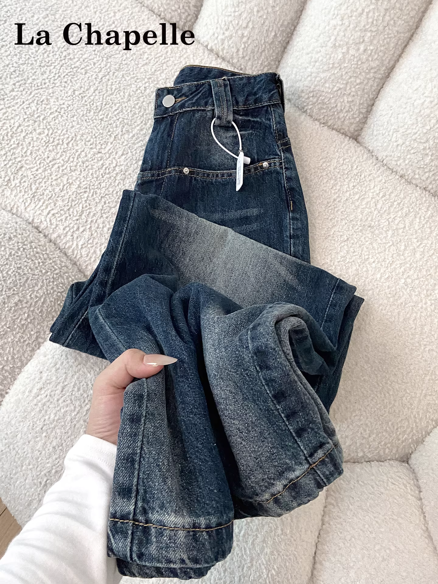 Quần jeans ống rộng La Chapelle retro kiểu dáng nhỏ nhắn dành cho nữ, mẫu mới thu đông 2025, cạp cao, dáng rộng, thẳng.