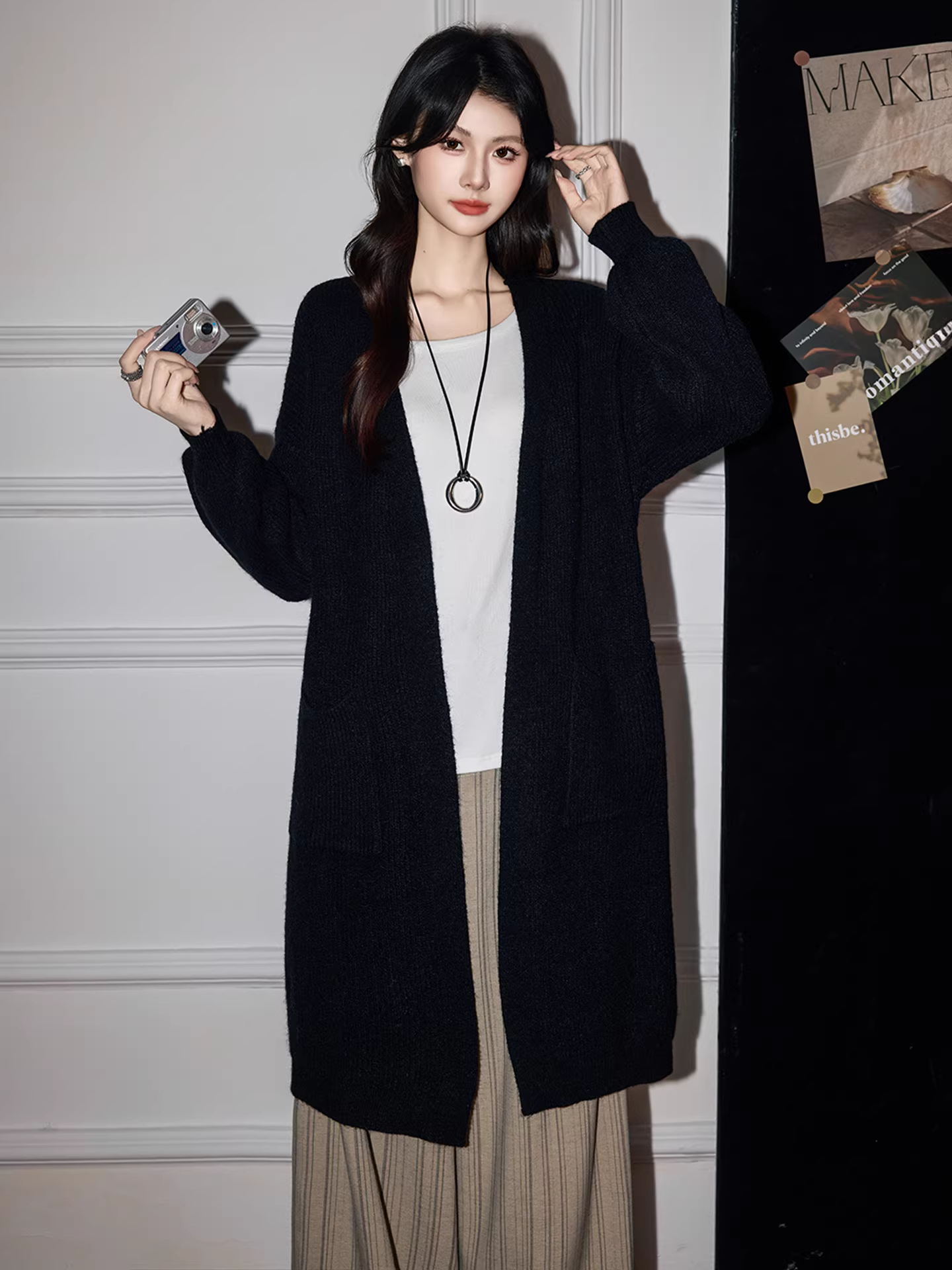 Áo cardigan len đen La Chapelle dành cho nữ, kiểu dáng mùa thu đông 2025 mới, phong cách lười biếng, áo khoác dài trung bình
