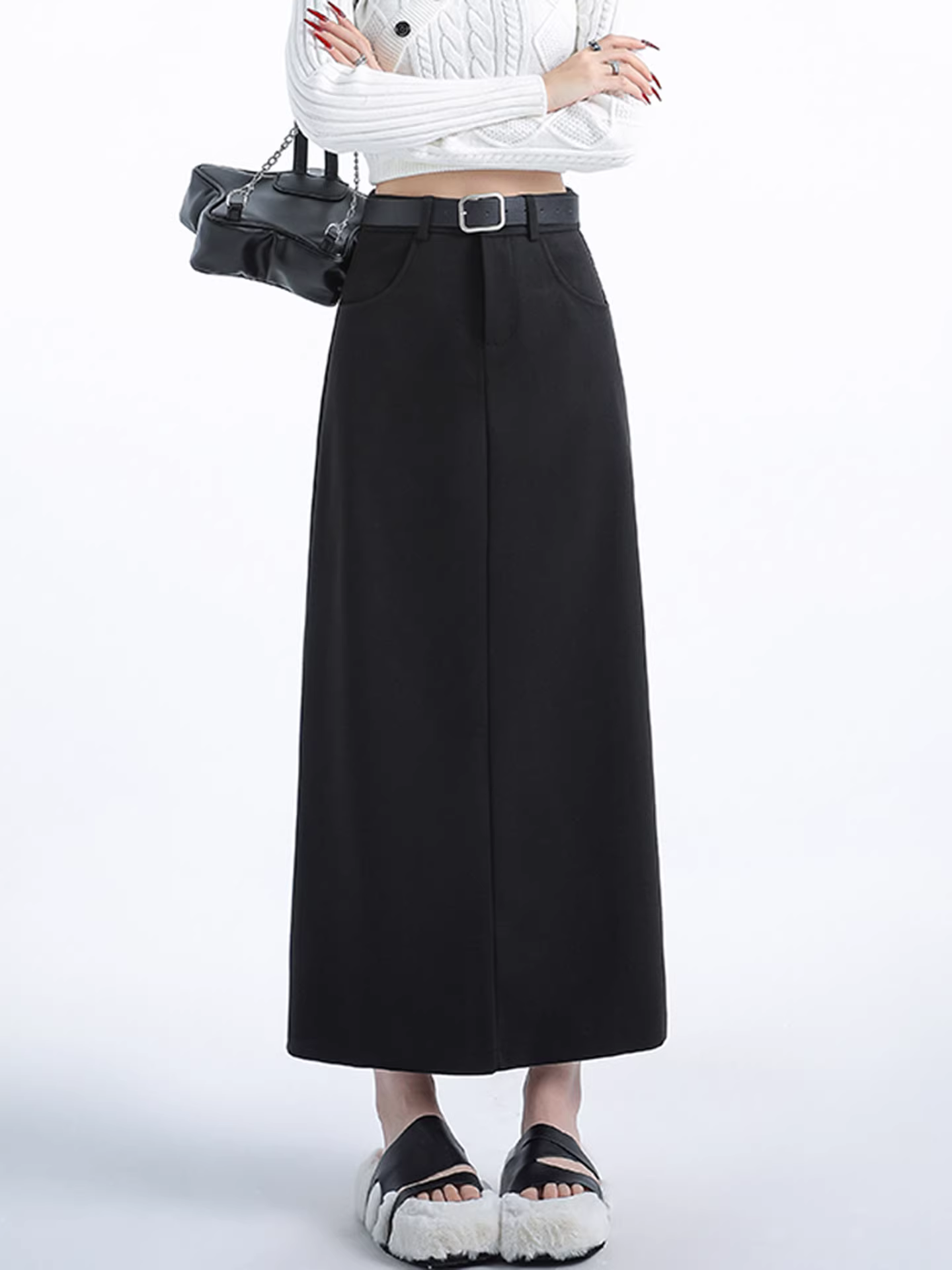 Váy liền thân len đen La Chapelle dành cho nữ, kiểu dáng xẻ tà chữ A, dài ngang đùi, mùa thu đông 2025 mới