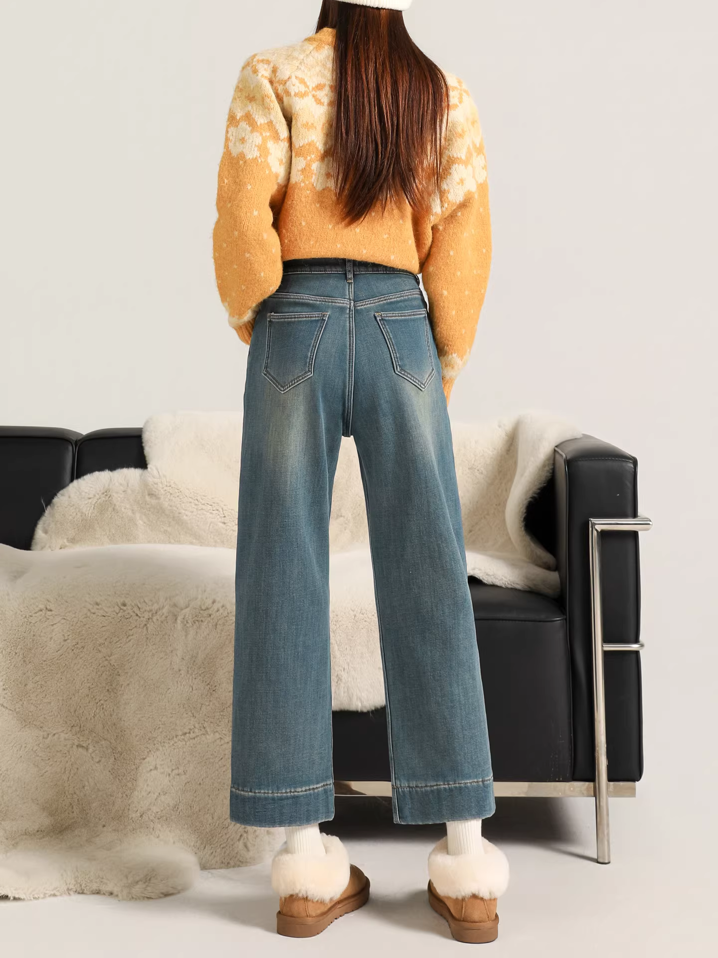 Quần jean La Chapelle dáng thẳng chín phần dành cho nữ, kiểu mới thu đông 2025, lót lông cừu, cạp cao, quần baguette tôn dáng.