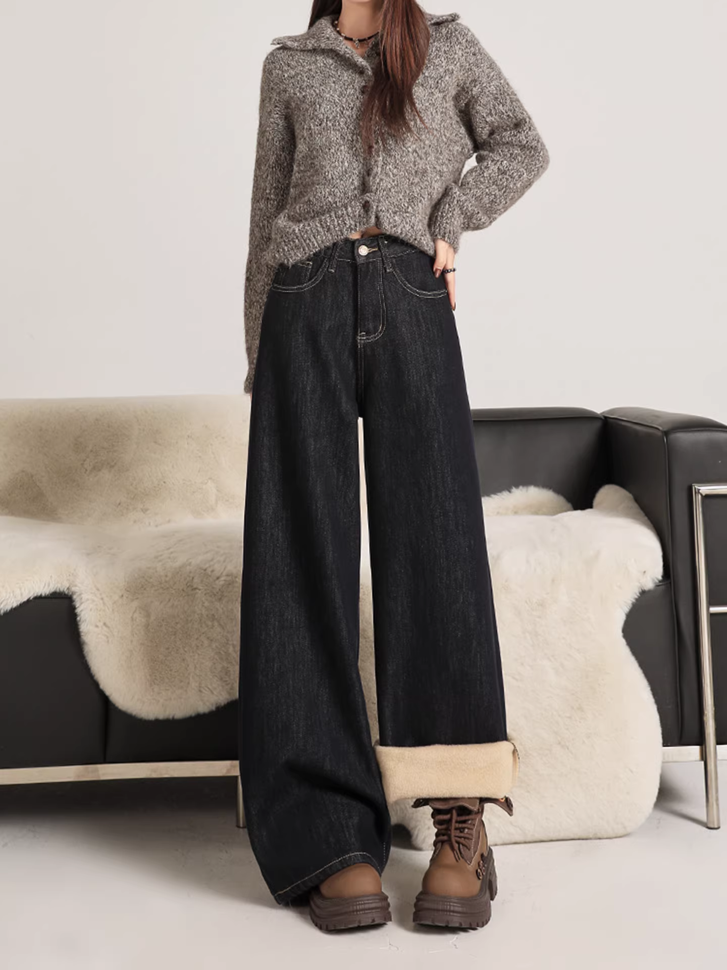 Quần jeans ống rộng dày dặn lót lông màu xanh đậm La Chapelle dành cho nữ, kiểu mới thu đông 2025, quần dáng nhỏ nhắn