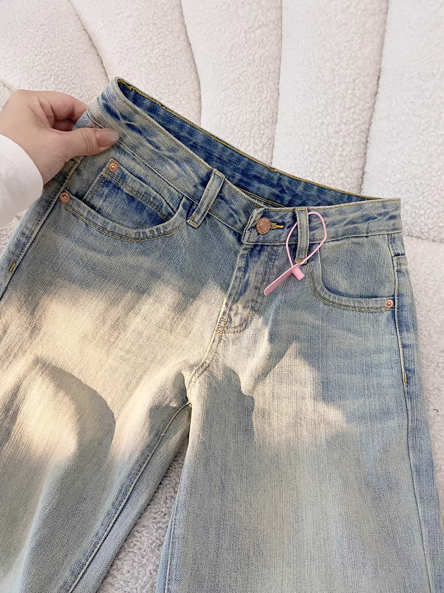 Quần jeans La Chapelle dáng ôm xòe retro dành cho nữ, mùa thu đông 2025, kiểu mới cạp cao, không bó sát, dáng xòe kiểu móng ngựa