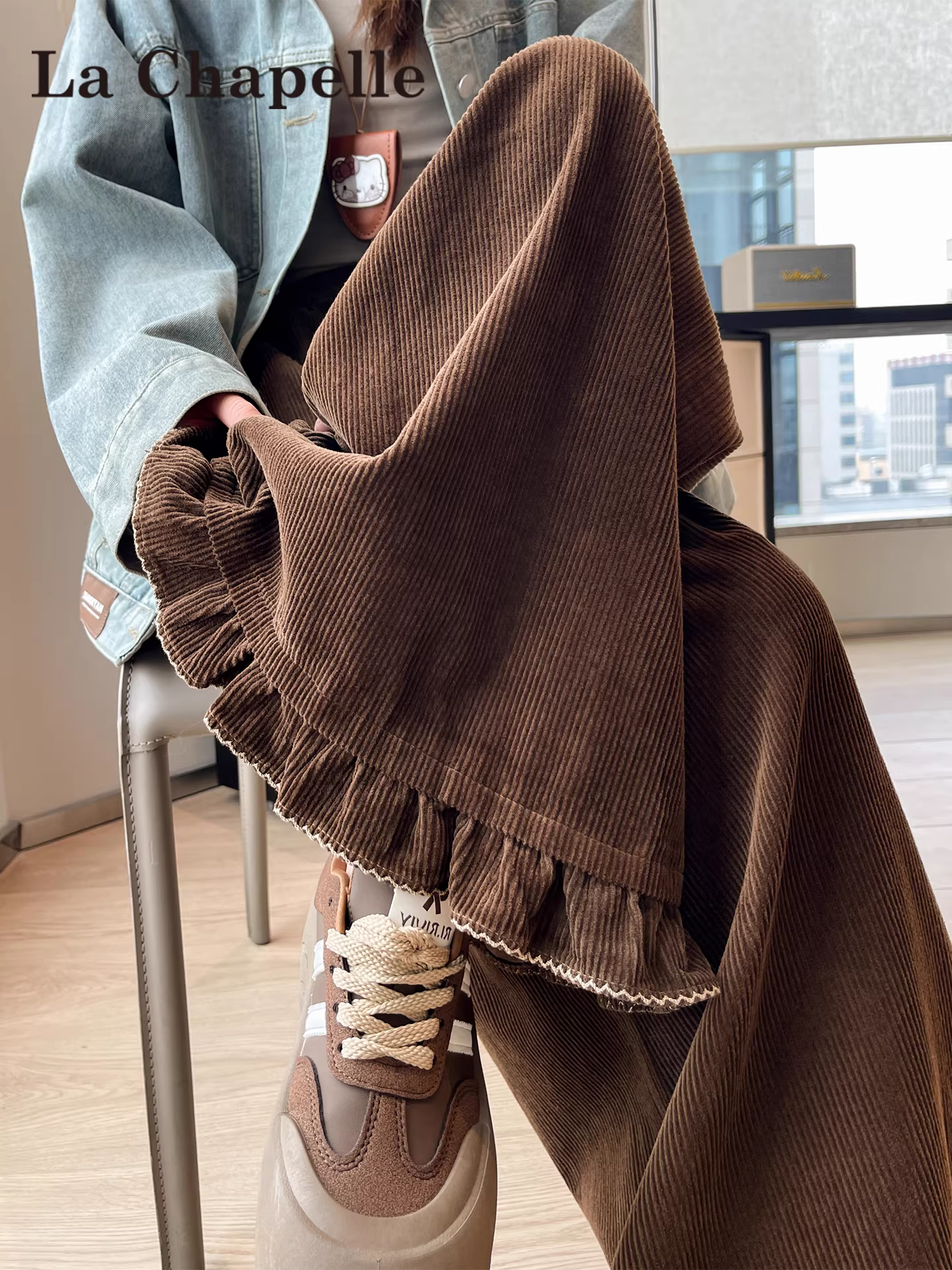 Quần ống rộng lưng cao màu nâu La Chapelle dành cho nữ, kiểu dáng xu hướng thu đông 2025, phối màu, dáng ngắn, size nhỏ nhắn