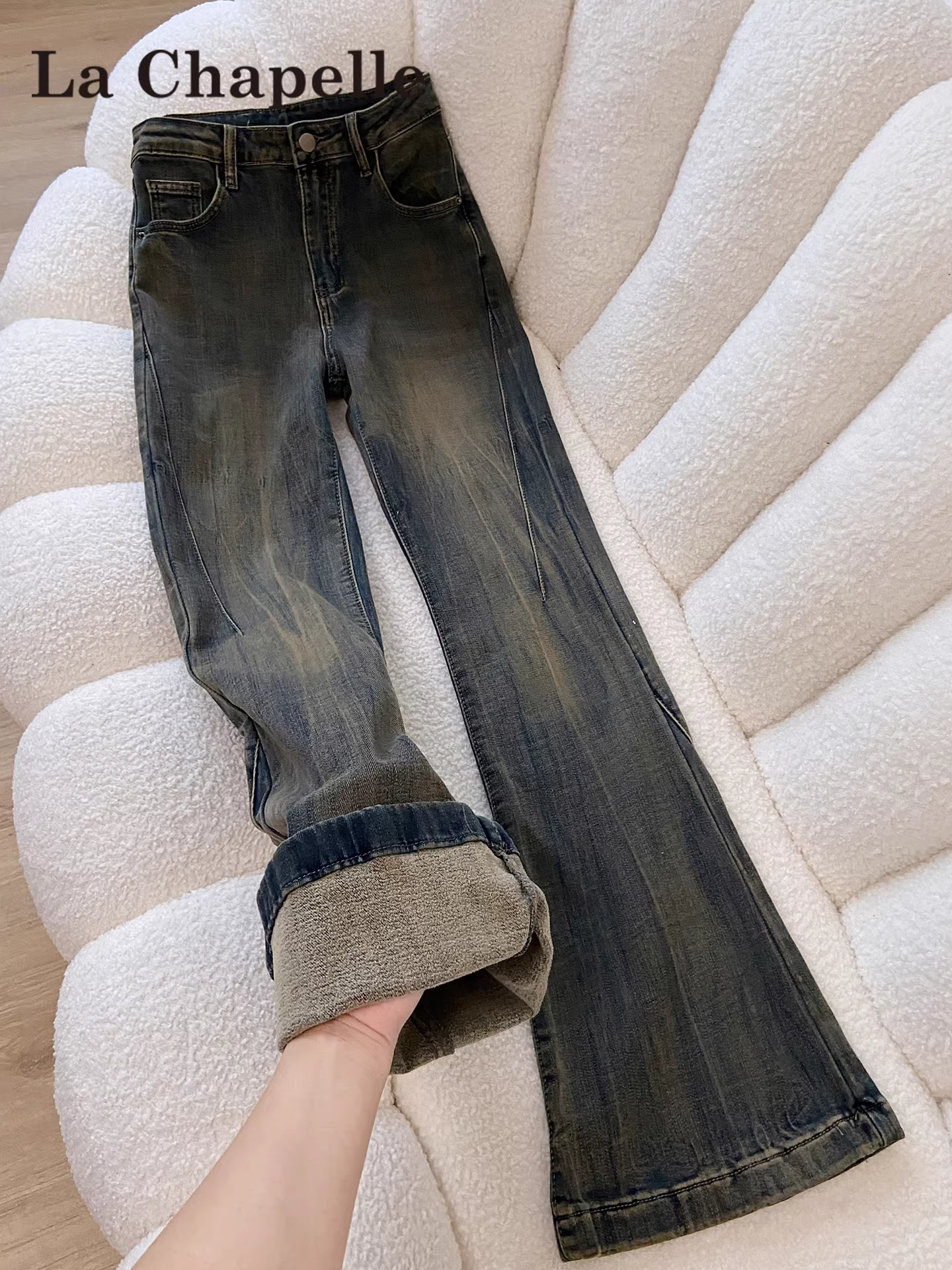 Quần jean ống loe kiểu Mỹ La Chapelle dành cho nữ, quần ống loe cạp cao mới, không bó sát, lót lông cừu cho mùa thu đông.