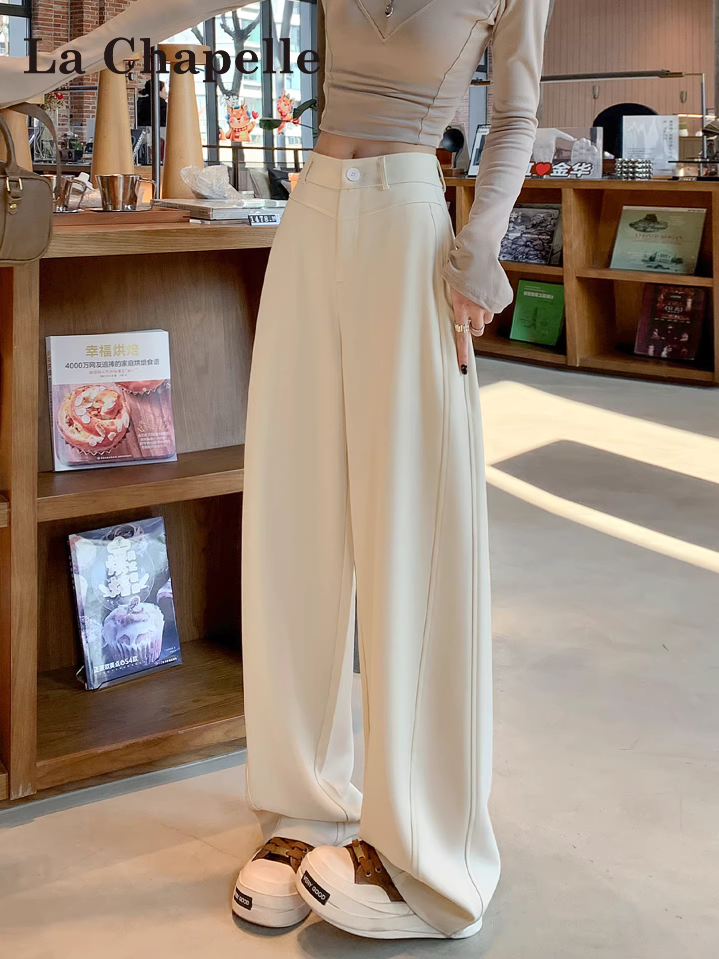 Quần âu ống rộng màu trắng La Chapelle dành cho nữ, mẫu mới thu đông 2025, cạp cao, dáng nhỏ nhắn, phong cách thường ngày