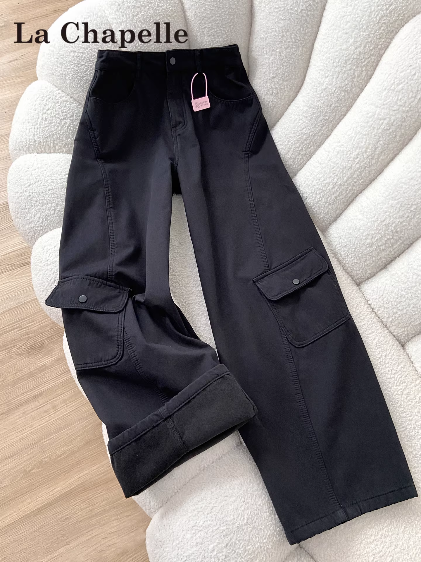 Quần cargo ống rộng lót lông cừu đen La Chapelle dành cho nữ, kiểu dáng mới thu đông 2025, dáng thẳng phong cách Mỹ, size nhỏ nhắn