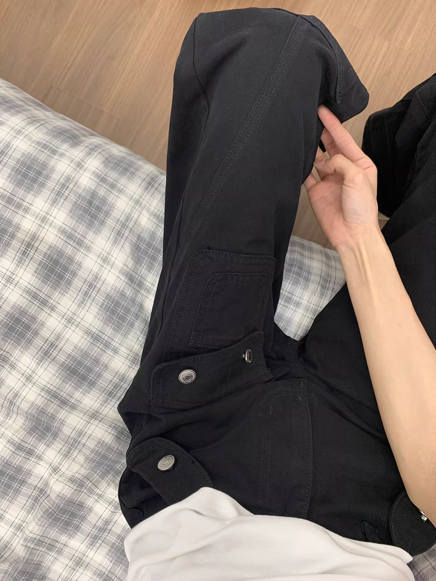 Quần jeans loe đen La Chapelle dành cho nữ, mẫu mới thu đông 2025, dáng nhỏ nhắn, cạp cao, ống rộng