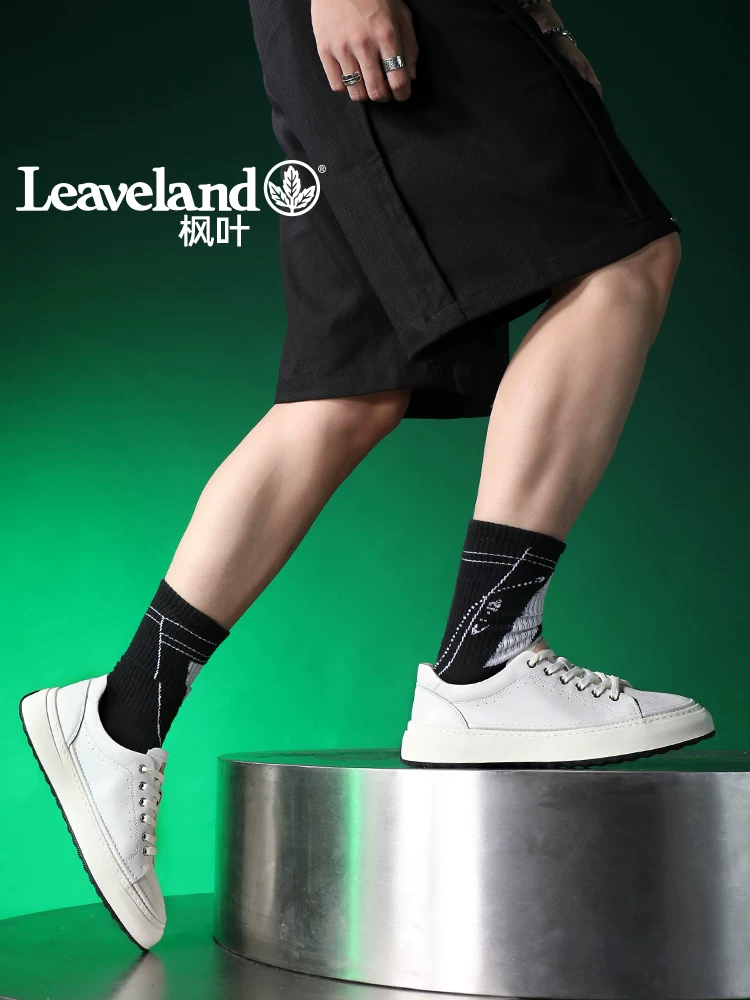 Giày nam Maple Leaf Giày thể thao màu trắng Giày thể thao nam phong cách retro Anh Quốc Giày thể thao nam mới hợp thời trang đa năng Giày đơn giản Giày cổ thấp