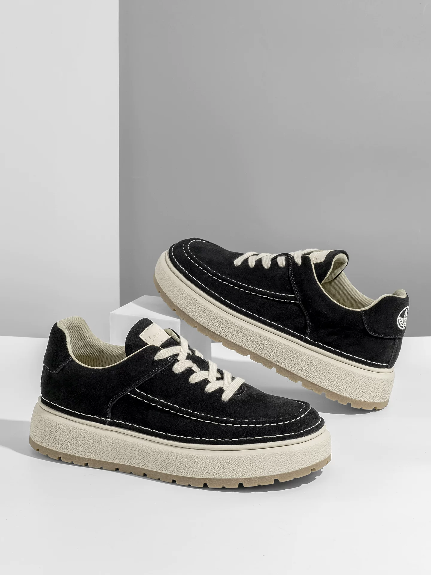 Giày nam Maple Leaf kiểu retro, giày nam mùa đông 2025, giày thể thao nam đa năng thời thượng, giày da lộn đế dày