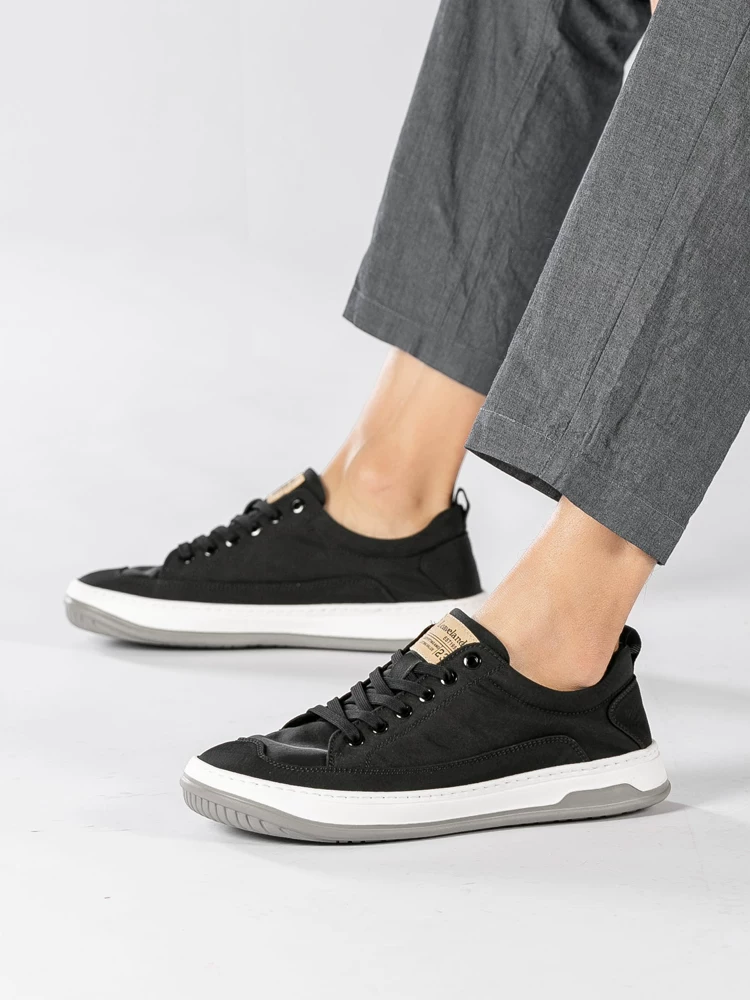 Giày nam Maple Leaf Giày vải thoáng khí Giày nam đơn giản hợp thời trang Giày nam thông thường mới Giày vải đa năng Giày đế mềm nam