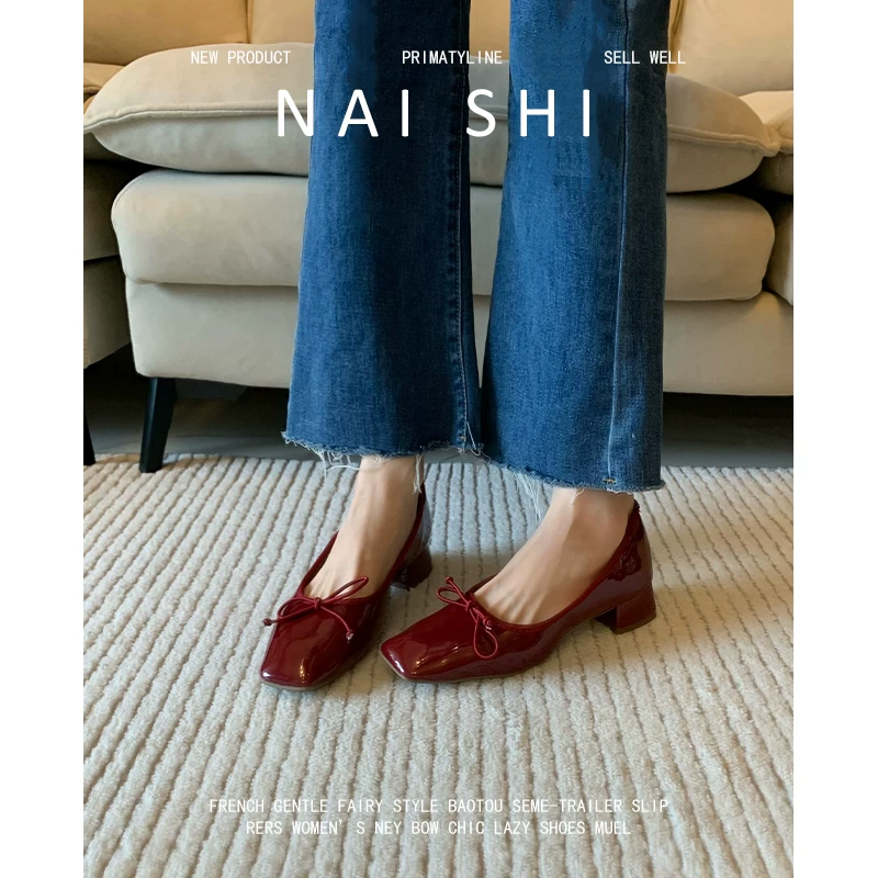 Phiên bản da cừu! Giày Mary Jane kiểu Pháp dành cho nữ với gót dày, nơ, mũi giày nông, giày bà ngoại, giày đơn màu đỏ da bóng cổ điển.