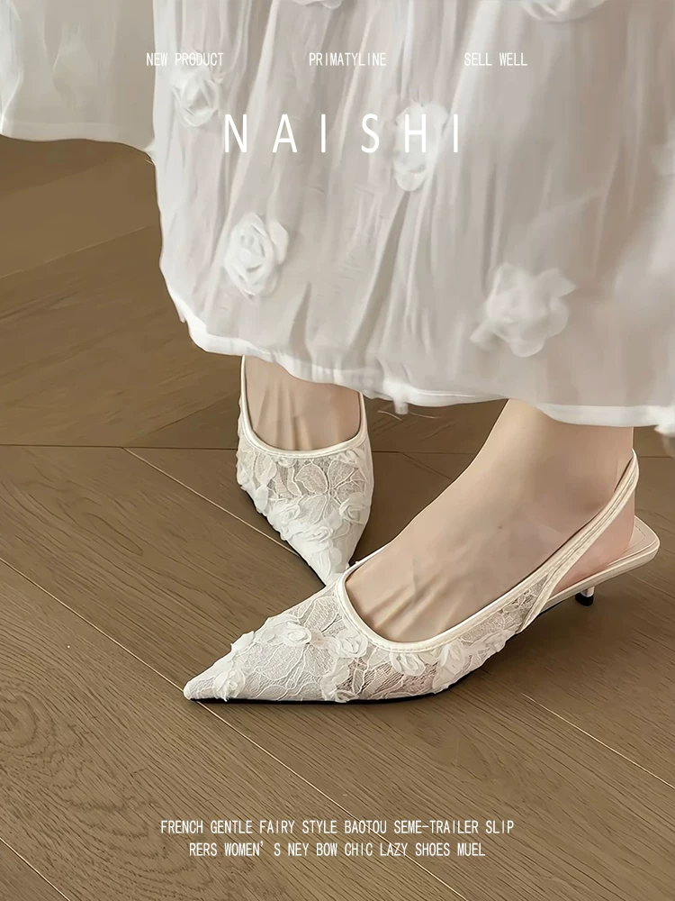 Phiên bản da cừu! Dép quai ngang kiểu Pháp, mũi kín, họa tiết ren rỗng, mang phong cách cổ tích, phối cùng chân váy, giày cao gót nhọn mũi, không gót, dành cho nữ.