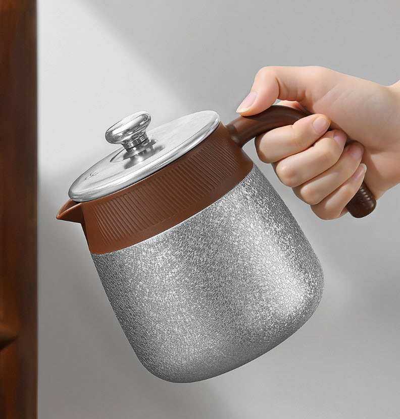 Bình pha trà 700ml inox 316 phủ Titan an toàn sức khỏe BYT11