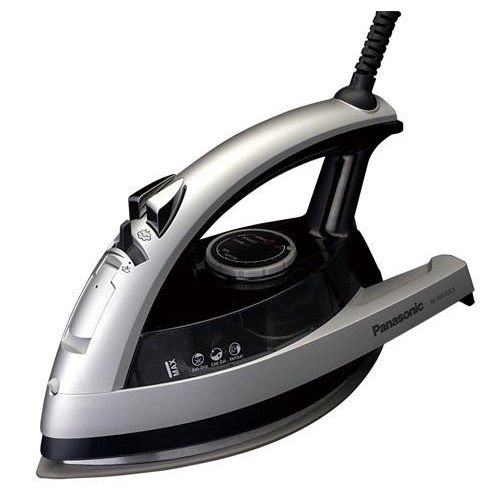 Bàn ủi hơi nước Panasonic NI-W650CSLRA - Hàng Bếp 3B