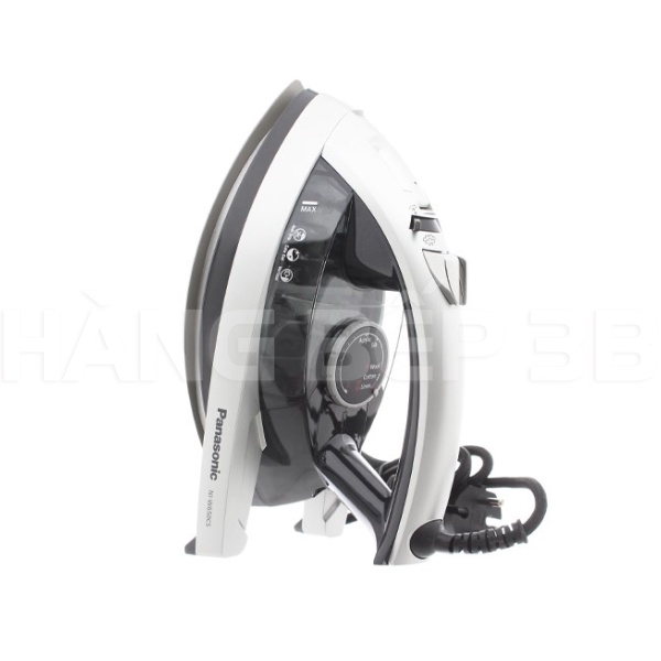 Bàn ủi hơi nước Panasonic NI-W650CSLRA - Hàng Bếp 3B