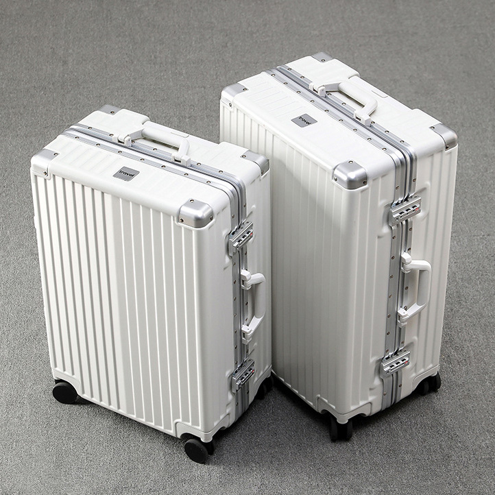 Vali kéo du lịch khóa đôi TSA viền nhôm cổng sạc USB size 20-29inch PH2009