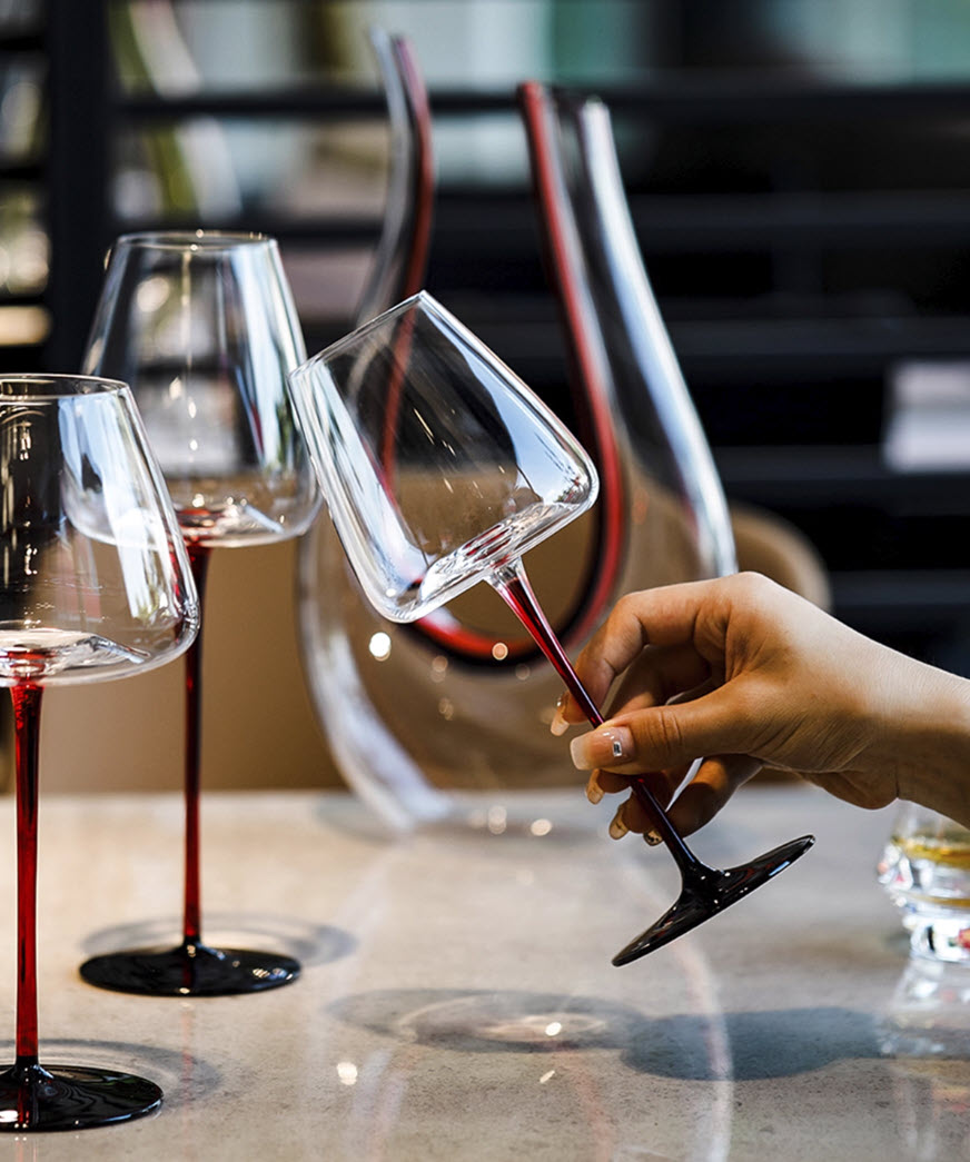 Ly vang đỏ pha lê 580ml chế tác thủ công Edo Kiriko mẫu British Burgundy Light Vianasa VS32323