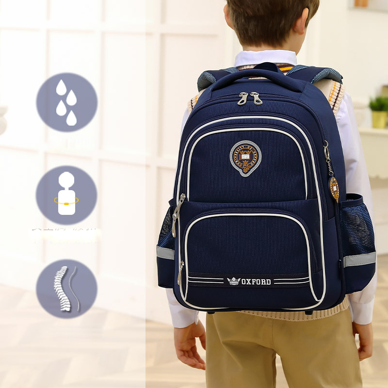 Balo cặp chống gù Oxford X772 chất liệu Polyester chống nước tốt, viền phản quang.